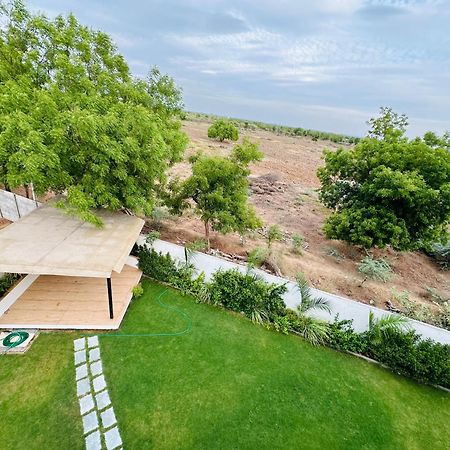 Villa Karmabhumi 1 Sātej Exterior foto